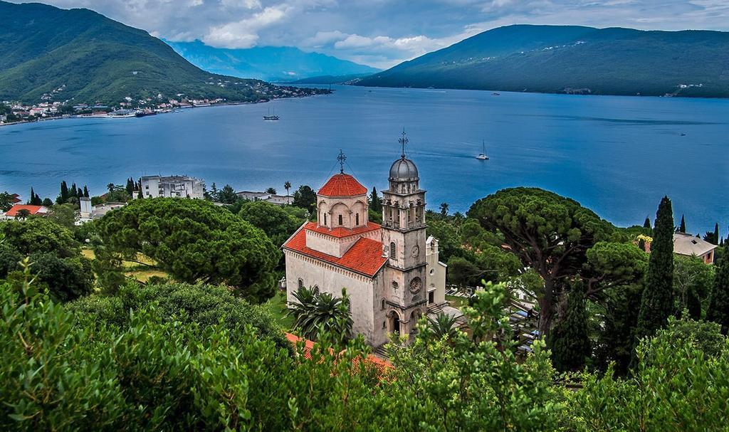 Apartments Mianiko Herceg Novi Buitenkant foto